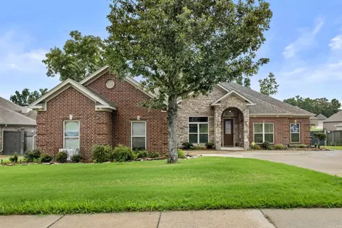 2641 River Eagle Ct, Sherwood, AR 72120