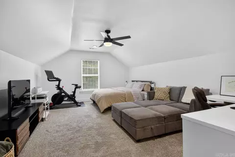 Bedroom - 616 Hiram Dr, Bauxite, AR 72011 photo 6 of 6
