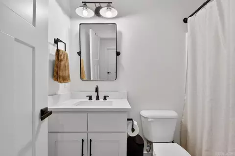 Bath - 616 Hiram Dr, Bauxite, AR 72011 photo 3 of 3