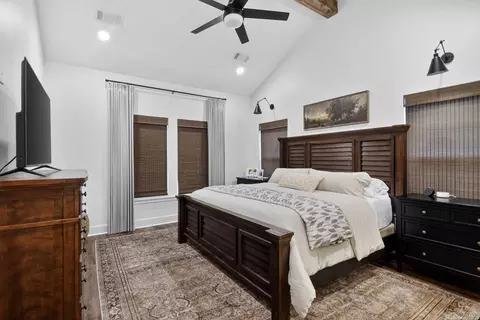 Bedroom - 616 Hiram Dr, Bauxite, AR 72011 photo 2 of 6
