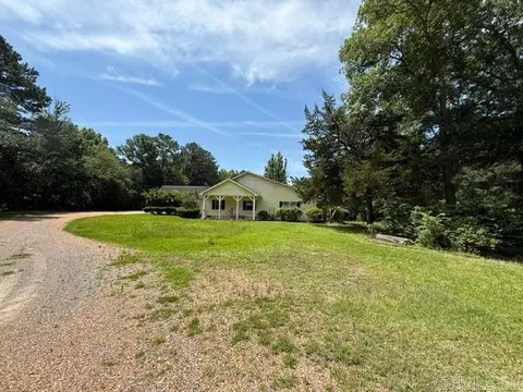979 W 7th St, Smackover, AR 71762