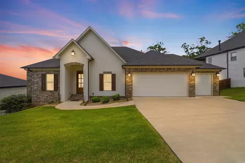 34 Sagamore Ct, Maumelle, AR 72113