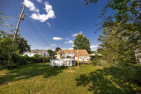 Exterior - 309 E Ingram St, Camden, AR 71701 photo 7 of 10
