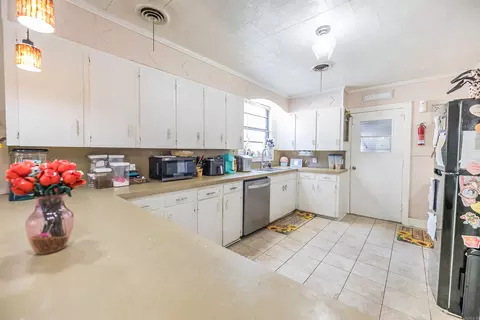 Kitchen - 309 E Ingram St, Camden, AR 71701 photo 2 of 6