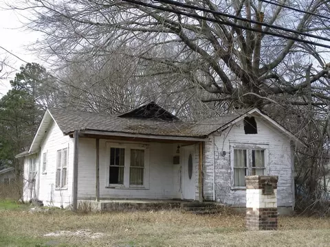 357 W Walnut Ave, Prescott, AR 71857