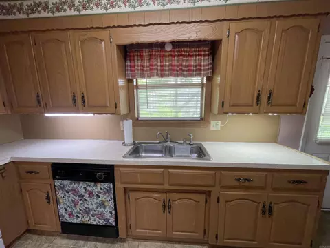 Kitchen - 2709 Doris, Mena, AR 71953 photo 3 of 3