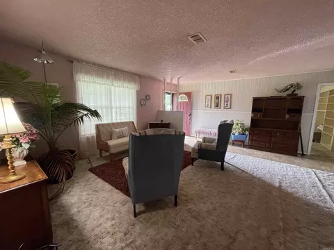 Living - 2709 Doris, Mena, AR 71953 photo 2 of 5