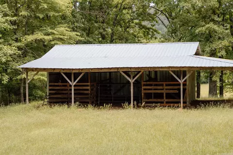 1108 Owley Rd, Mount Ida, AR 71957