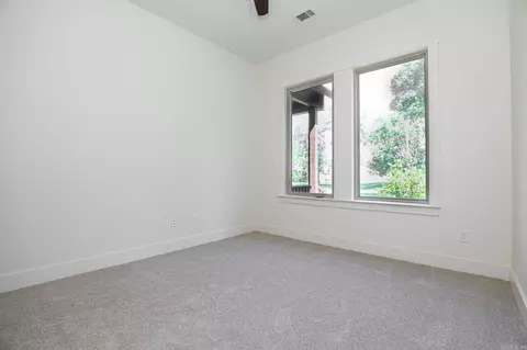 Bedroom - 608 Cottage Ln, Benton, AR 72019 photo 7 of 11
