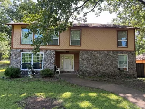 950 Hamilton Dairy Rd, Hot Springs, AR 71909