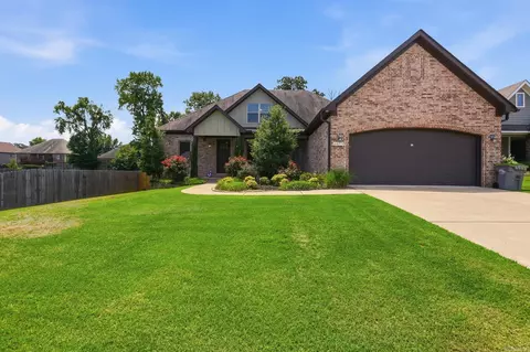 2613 Aberdeen Dr, Bryant, AR 72019