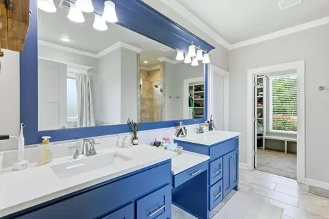 Bath - 2613 Aberdeen Dr, Bryant, AR 72019 photo 3 of 8