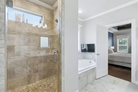 Bath - 2613 Aberdeen Dr, Bryant, AR 72019 photo 2 of 8