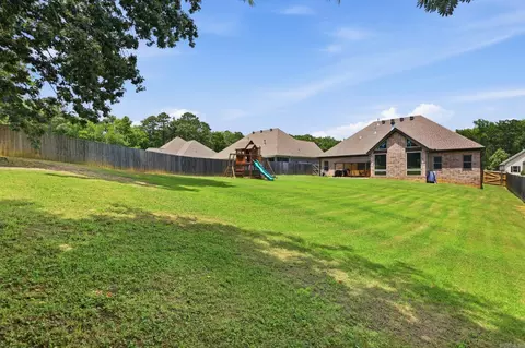 Exterior - 2613 Aberdeen Dr, Bryant, AR 72019 photo 9 of 10