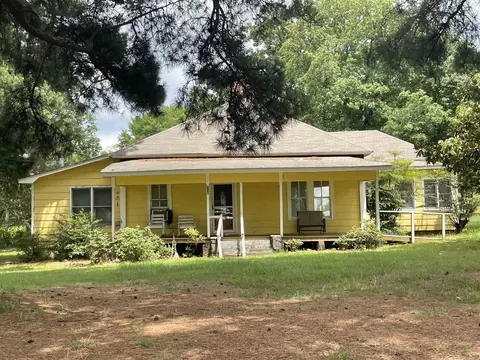 130 Tipton St, Bigelow, AR 72016