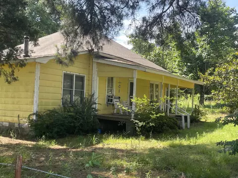 130 Tipton St, Bigelow, AR 72016