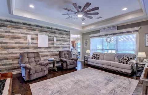 Living - 104 Bob White Cv, Beebe, AR 72012 photo 2 of 3