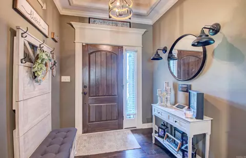 Entry Way - 104 Bob White Cv, Beebe, AR 72012 photo 1 of 1