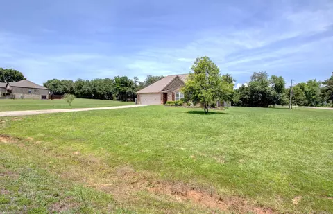 Exterior - 104 Bob White Cv, Beebe, AR 72012 photo 2 of 12