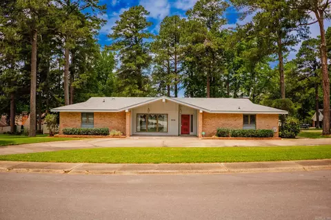 304 Crestwood, Monticello, AR 71655