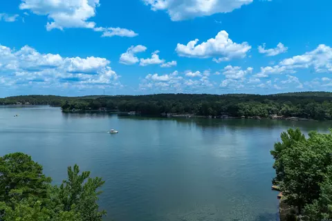 4 Ligadura Ln, Hot Springs Village, AR 71909