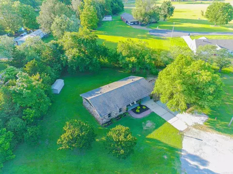 View/Area - 113 E Cheyenne, Rector, AR 72461 photo 1 of 2