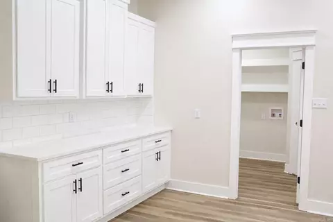Entry Way - 1205 E Carmichael, Cabot, AR 72023 photo 3 of 4