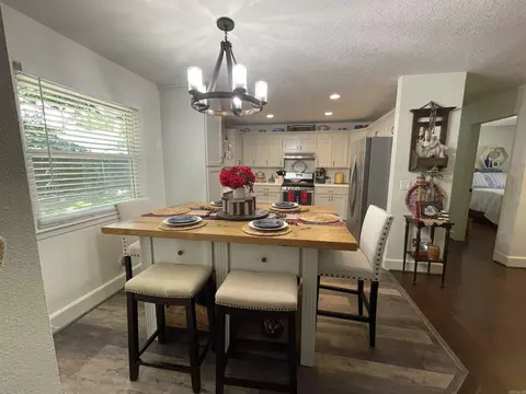 Dining - 244 Highland Dr, Mountain View, AR 72560 photo 1 of 1