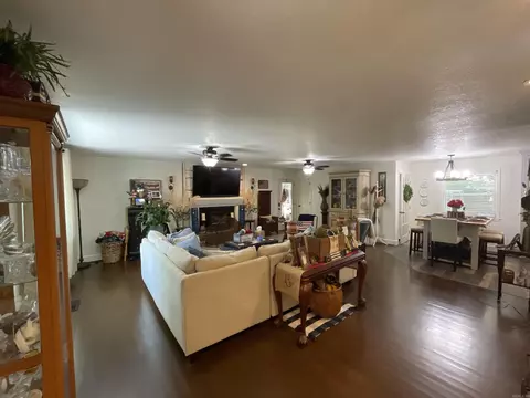 Living - 244 Highland Dr, Mountain View, AR 72560 photo 2 of 3