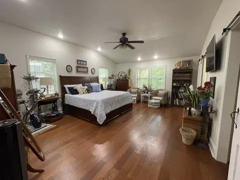 Bedroom - 244 Highland Dr, Mountain View, AR 72560 photo 1 of 4
