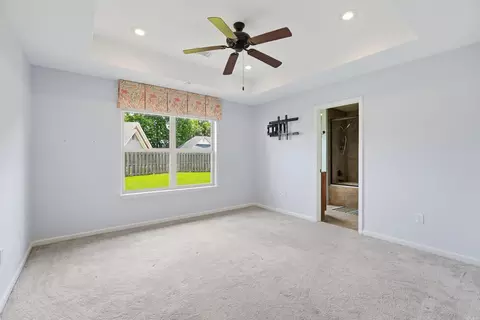 Bedroom - 1900 Massee Gdns, Conway, AR 72034 photo 2 of 4