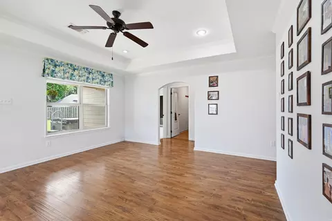 Living - 1900 Massee Gdns, Conway, AR 72034 photo 1 of 2