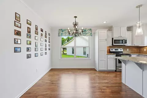 Dining - 1900 Massee Gdns, Conway, AR 72034 photo 1 of 1