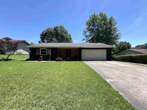 876 S 16 Ave, Piggott, AR 72454