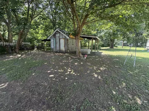 529 Ellis, Trumann, AR 72472 photo 9