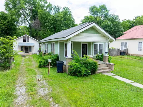 719 S Broad St, Batesville, AR 72501