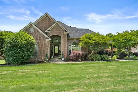 401 Greystone Blvd, Cabot, AR 72023