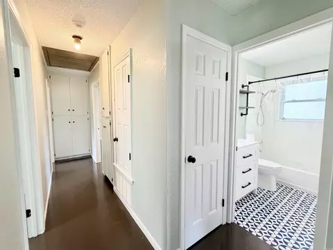 Entry Way - 857 Joyce Dr, Benton, AR 72019 photo 1 of 1