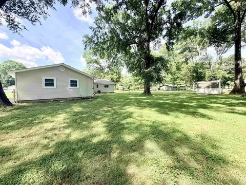 Exterior - 857 Joyce Dr, Benton, AR 72019 photo 6 of 9