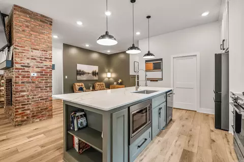 Kitchen - 20 W Case Cv, Greenbrier, AR 72058 photo 2 of 4
