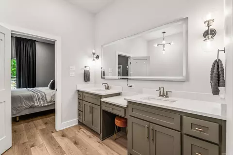 Bath - 20 W Case Cv, Greenbrier, AR 72058 photo 4 of 10