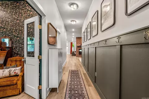 Entry Way - 20 W Case Cv, Greenbrier, AR 72058 photo 1 of 5