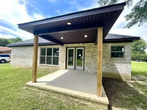 Exterior - 231 Flossie Dr, Trumann, AR 72472 photo 4 of 6