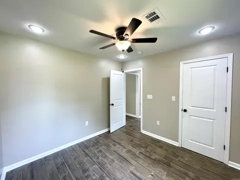 Bedroom - 231 Flossie Dr, Trumann, AR 72472 photo 6 of 6