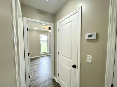 Entry Way - 231 Flossie Dr, Trumann, AR 72472 photo 2 of 3