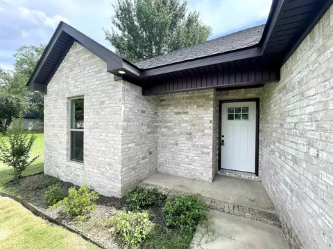 Exterior - 231 Flossie Dr, Trumann, AR 72472 photo 2 of 6