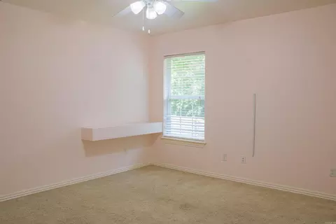Bedroom - 1003 Hope Cir, Mena, AR 71953 photo 4 of 4