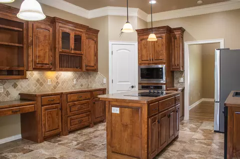Kitchen - 1003 Hope Cir, Mena, AR 71953 photo 1 of 5