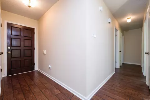 Entry Way - 2215 Justus Loop, Bryant, AR 72022 photo 2 of 4