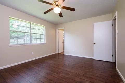 Bedroom - 2215 Justus Loop, Bryant, AR 72022 photo 7 of 9